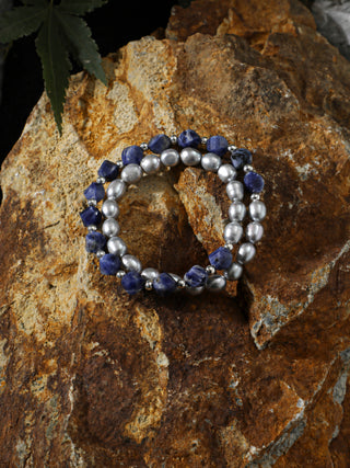 Misty Blue — Blue Stone & Freshwater Pearl Bracelet