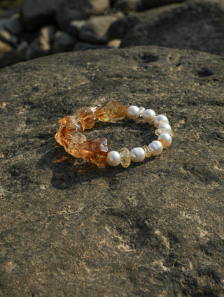 Golden Drift — Citrine & Freshwater Pearl Bracelet