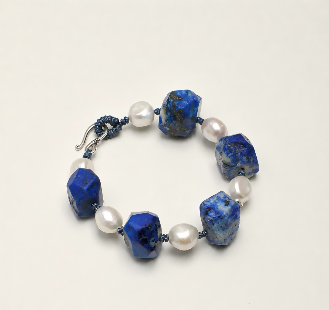 Mineral Tide — Lapis Lazuli & Pearl Bracelet | LUNEORAE