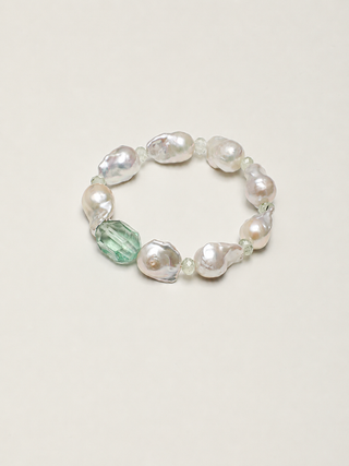 Verdant Tide — Fluorite & Baroque Pearl Bracelet