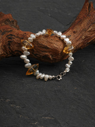 Golden Gleam — Citrine & Baroque Pearl Bracelet