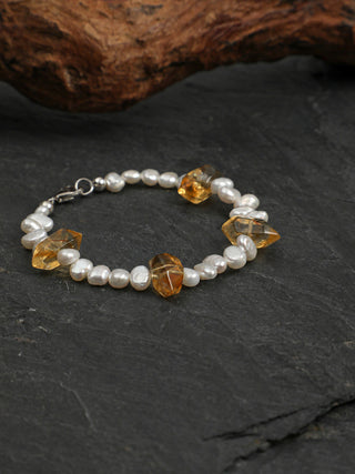 Golden Gleam — Citrine & Baroque Pearl Bracelet