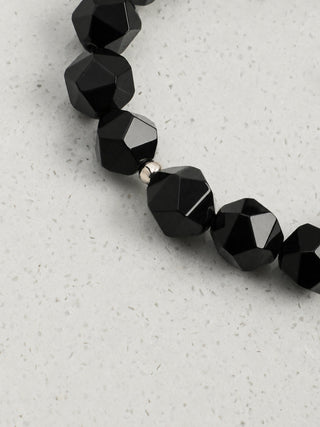 Obsidian Gleam — Black Agate & Freshwater Pearl Bracelet