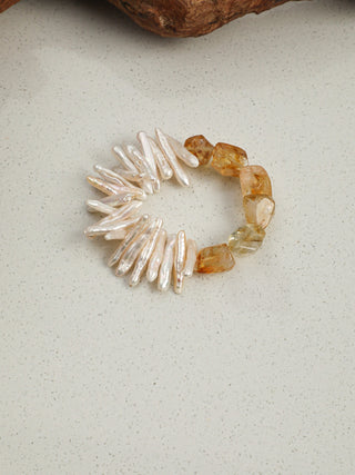 Golden Current — Citrine & Baroque Pearl Bracelet