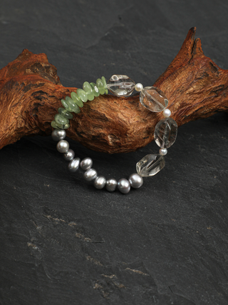 Verdant Mist — Green Crystal & Freshwater Pearl Bracelet