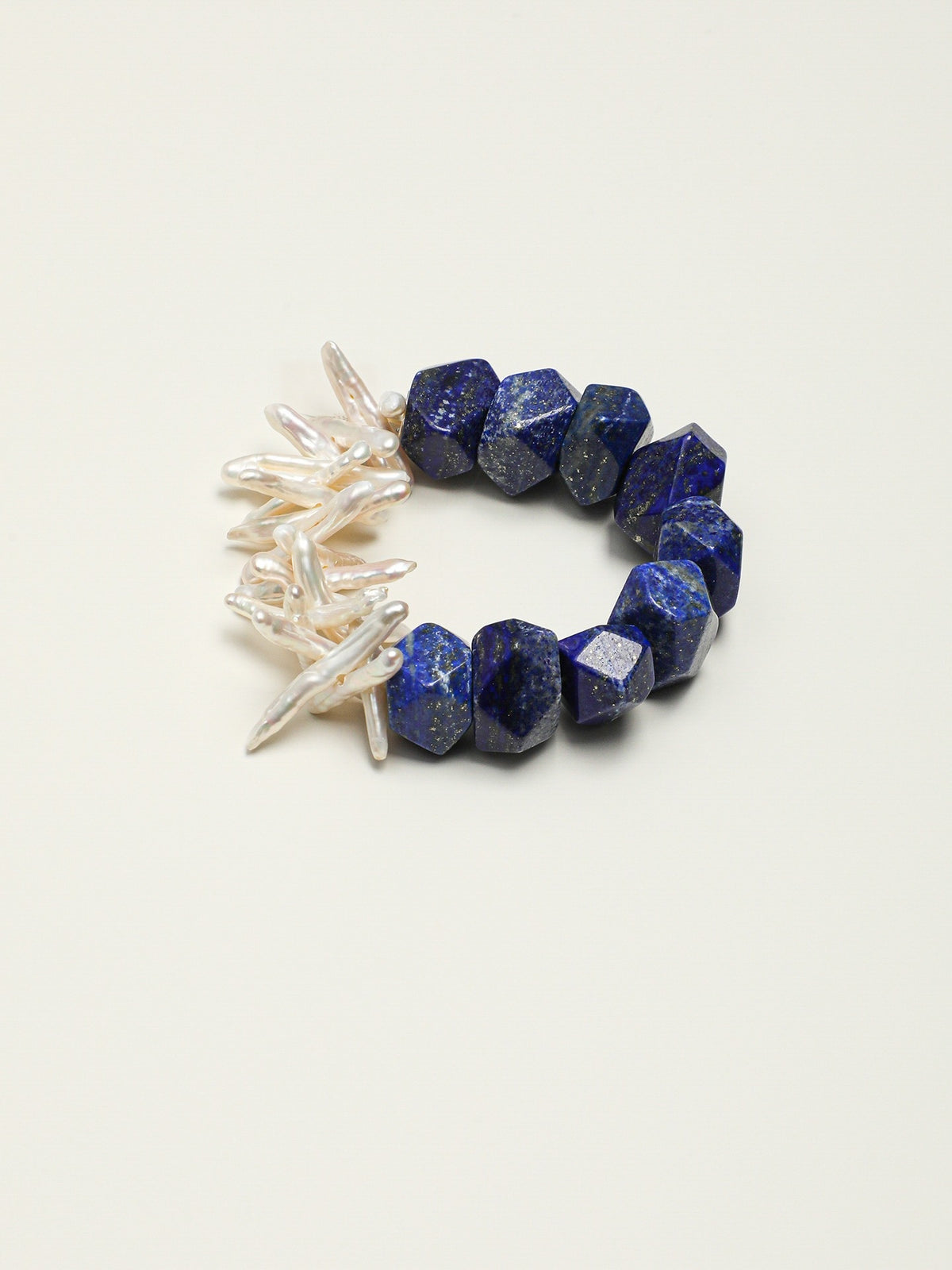 Azure Bloom — Lapis Lazuli & Freshwater Pearl Bracelet